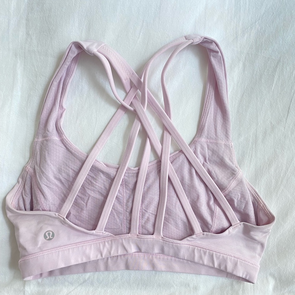 Lululemon sports bra